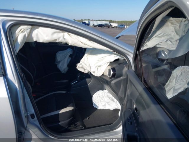 3N1CN8EV4ML859816 Nissan Versa Sv Xtronic Cvt
