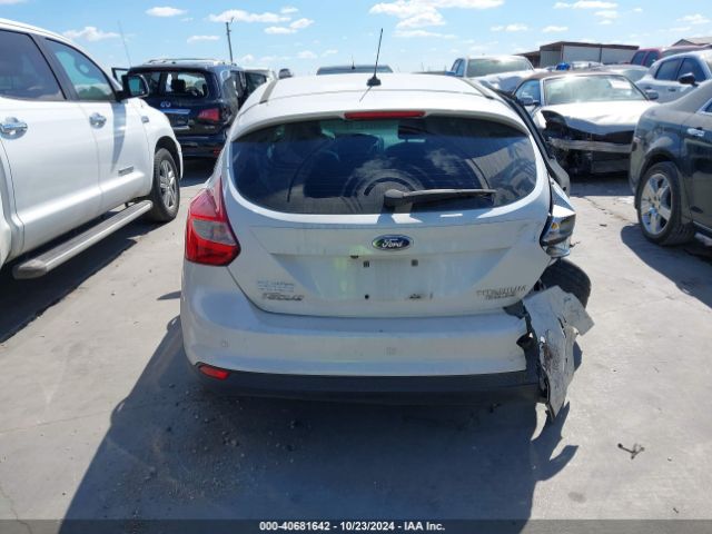 1FADP3N25EL184047 Ford Focus Titanium