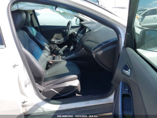 1FADP3N25EL184047 Ford Focus Titanium
