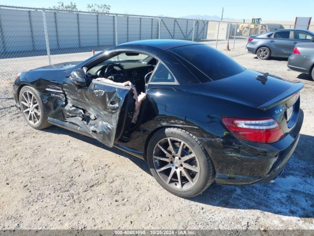 2014 MERCEDES-BENZ SLK 55 AMG WDDPK7FA0EF088723 Photo 2
