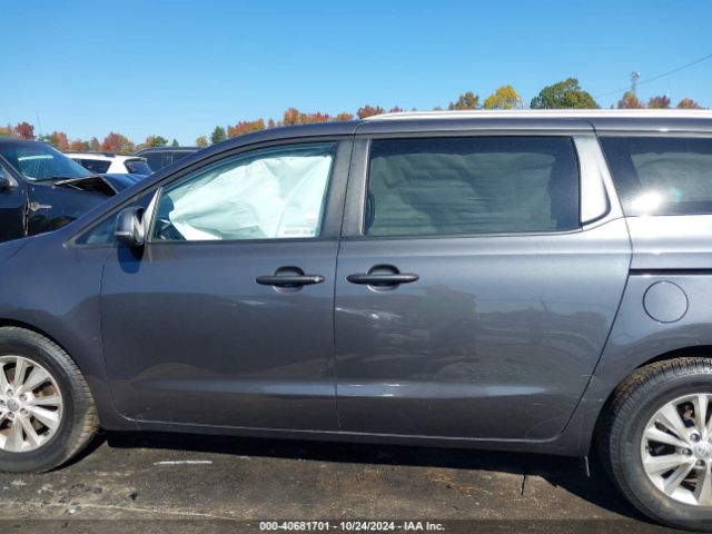 KNDMB5C10G6107148 KIA SEDONA LX