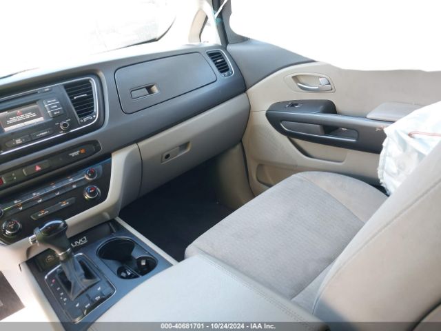 KNDMB5C10G6107148 KIA SEDONA LX