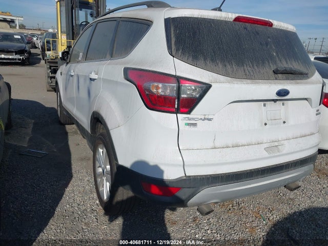 Ford ESCAPE SE 2018 1FM3U0GDXJUC90456 Image 3