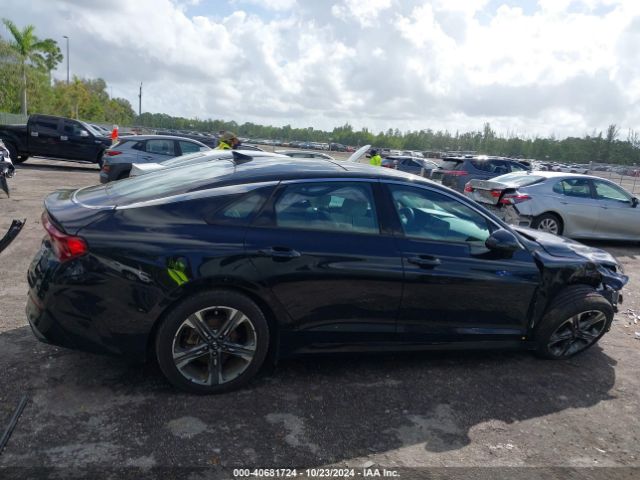 5XXG34J29MG066189 KIA K5 EX