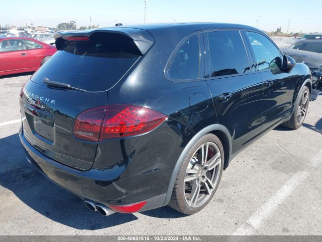 2013 PORSCHE CAYENNE WP1AC2A21DLA91368 Photo 3
