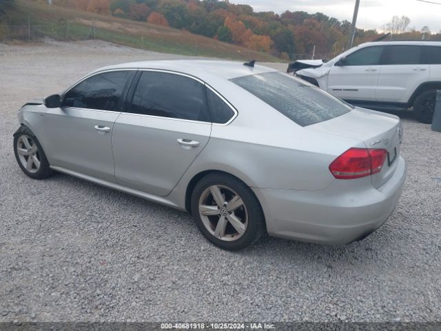 1VWAT7A3XEC056964 Volkswagen Passat 1.8t Wolfsburg Edition