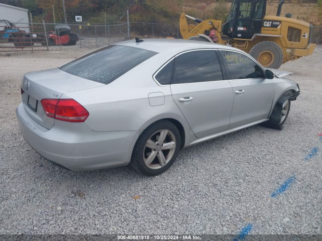 1VWAT7A3XEC056964 Volkswagen Passat 1.8t Wolfsburg Edition