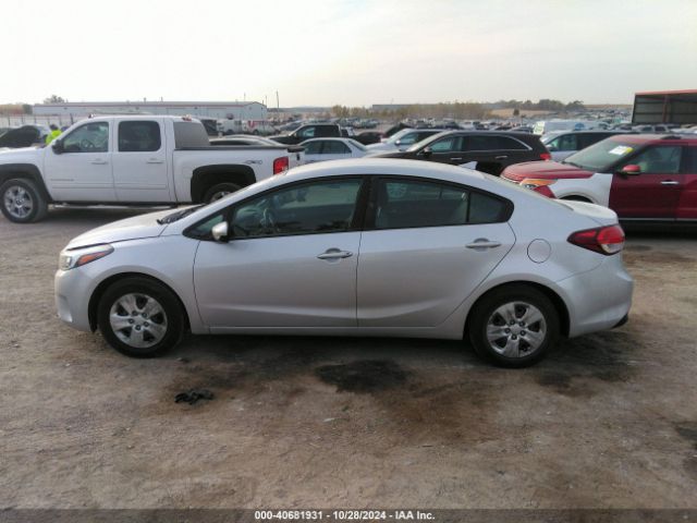 3KPFK4A79JE210080 KIA FORTE LX
