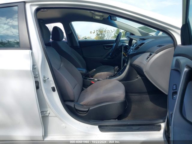 5NPDH4AE0FH578901 Hyundai ELANTRA SE