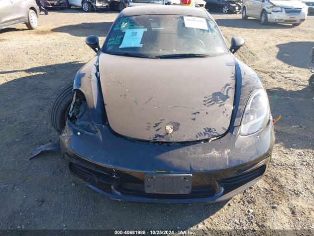 WP0AA2A8XKS261211 Porsche 718 Cayman