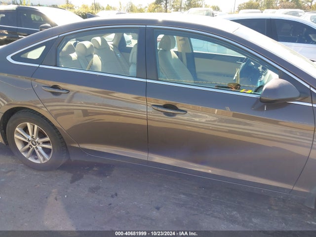 Hyundai Sonata 2017 5NPE24AF4HH510828 Image 13
