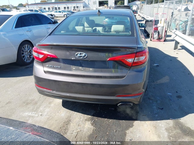 Hyundai Sonata 2017 5NPE24AF4HH510828 Image 16