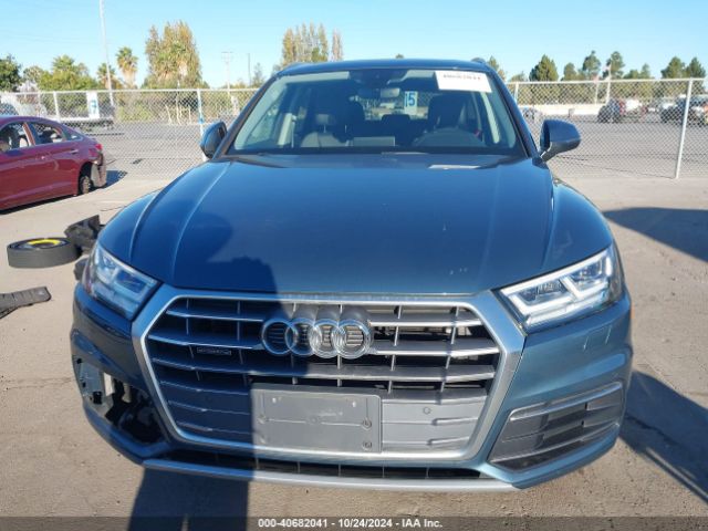 WA1BNAFY4J2127461 Audi Q5 2.0t Premium/2.0t Tech Premium