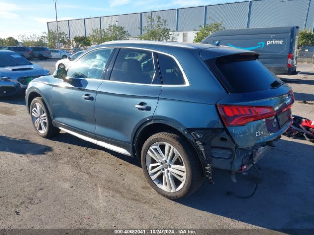 WA1BNAFY4J2127461 Audi Q5 2.0t Premium/2.0t Tech Premium