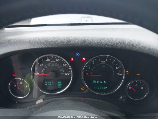 1C4BJWDG0EL313121 Jeep Wrangler Unlimited Sport