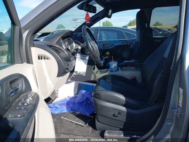 2C4RDGCG3KR788651 Dodge Grand Caravan Sxt