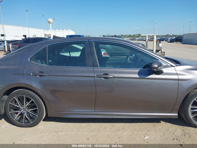 Toyota CAMRY SE 2021 4T1G11AKXMU447768 Image 13
