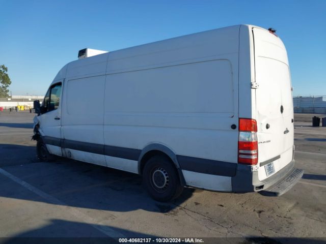 WD3PE8CC9E5930813 Mercedes-Benz Sprinter 2500 High Roof