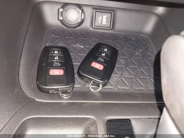 Toyota Rav4 Xle Premium 2024 2T3A1RFV5RW483129 Image 11