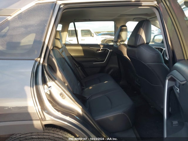 Toyota Rav4 Xle Premium 2024 2T3A1RFV5RW483129 Image 8