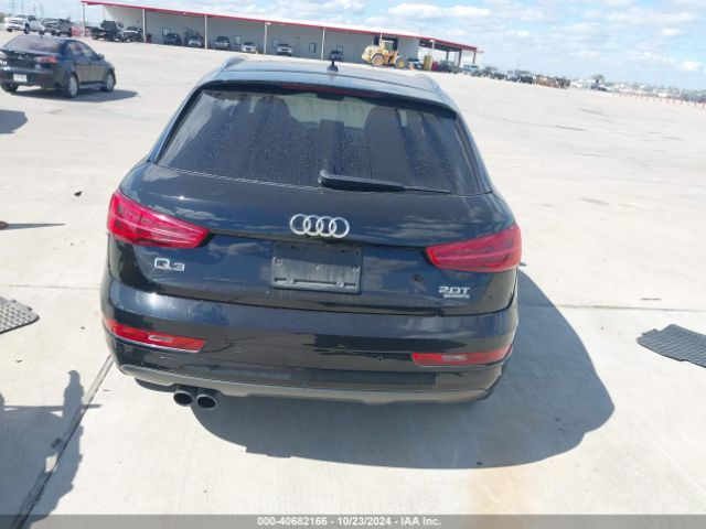 WA1EFCFS8GR002612 Audi Q3 2.0t Premium Plus