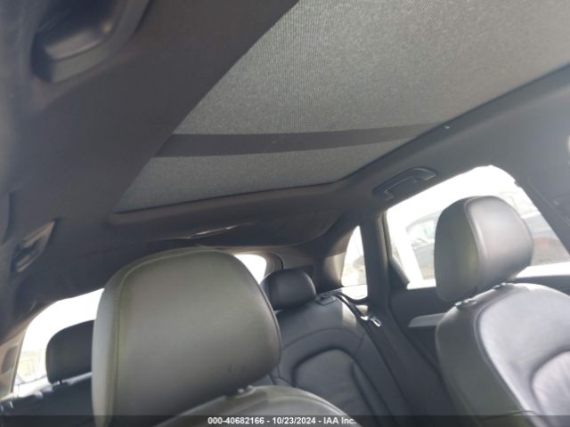 WA1EFCFS8GR002612 Audi Q3 2.0t Premium Plus