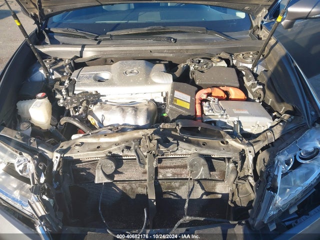 JTHBW1GG9F2088591 Lexus ES 300H