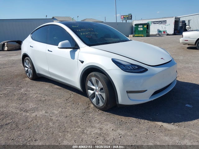 2021 TESLA MODEL Y 5YJYGDEE8MF299609 Photo 0