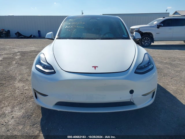 2021 TESLA MODEL Y 5YJYGDEE8MF299609 Photo 5