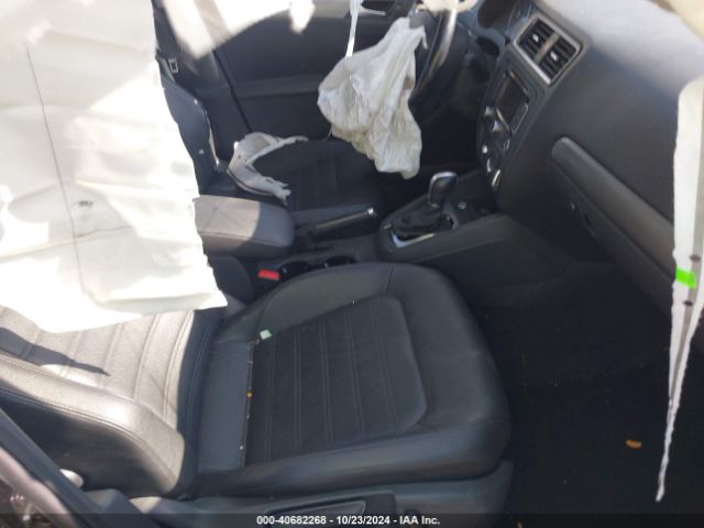 3VWL17AJ4EM443554 Volkswagen Jetta 1.8t Sel