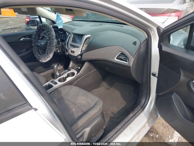 Chevrolet Cruze Ls Auto 2017 1G1BC5SM6H7163003 Image 5