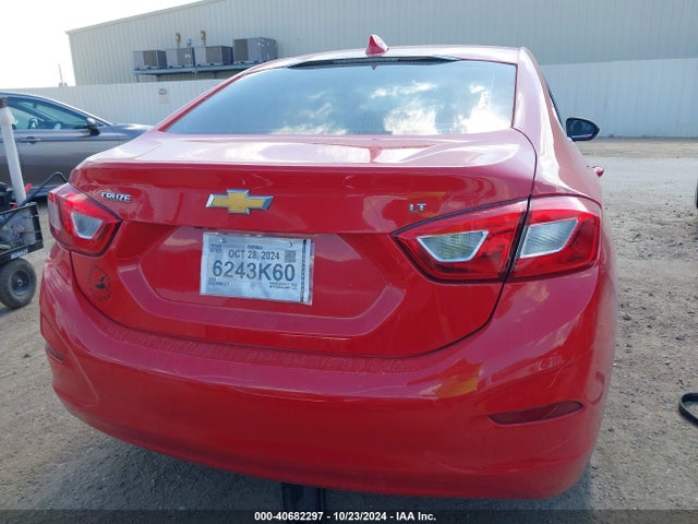 Chevrolet CRUZE LT 2019 1G1BE5SM5K7113985 Image 17