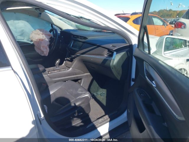 1GYKNDRS2JZ159681 Cadillac XT5 LUXURY