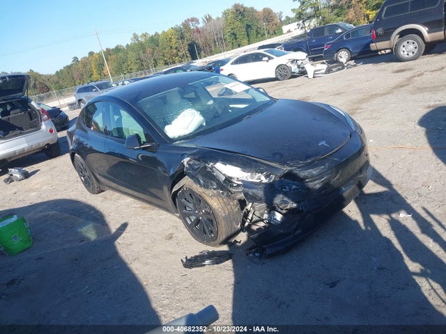 2021 TESLA MODEL 3 5YJ3E1EB4MF015588 Photo 0