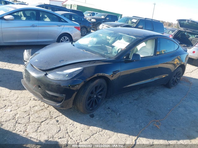 2021 TESLA MODEL 3 5YJ3E1EB4MF015588 Photo 1
