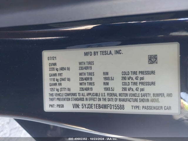 2021 TESLA MODEL 3 5YJ3E1EB4MF015588 Photo 8