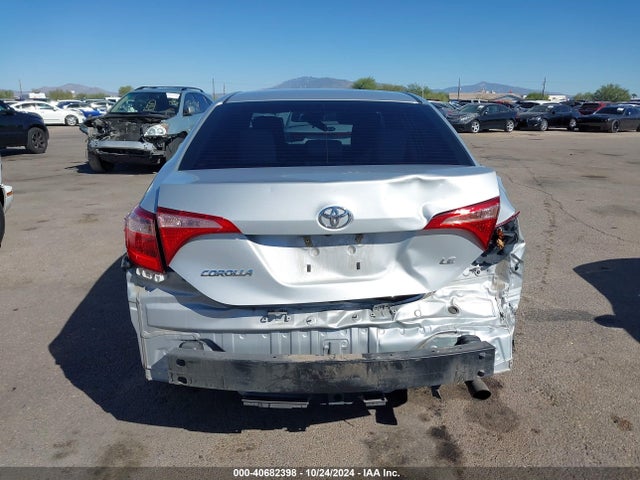 Toyota COROLLA LE 2018 2T1BURHE1JC067862 Image 17