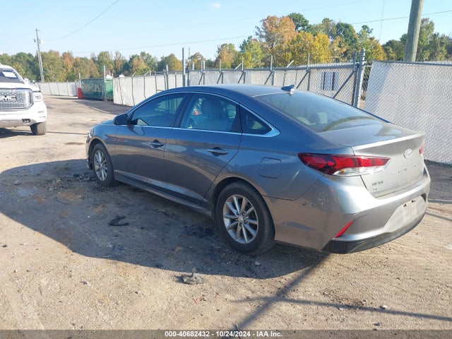 Hyundai SONATA SE 2019 5NPE24AF3KH753134 Image 3