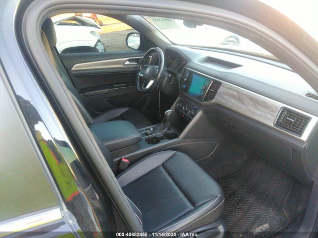 1V26E2CA5LC209358 Volkswagen Atlas Cross Sport 3.6l V6 Se W/technology/3.6l V6 Se W/technology R-line