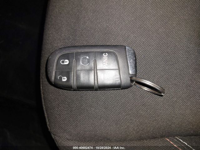 ZACCJBBT7GPC91369 Jeep Renegade 75th Anniversary