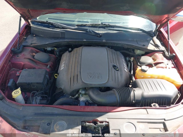 Chrysler 300C 2014 2C3CCAET3EH202884 Image 10