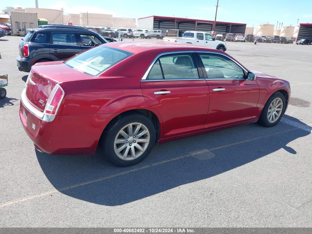 Chrysler 300C 2014 2C3CCAET3EH202884 Image 4
