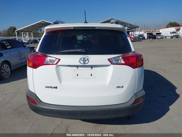 Toyota Rav4 Xle 2015 2T3WFREV2FW138774 Image 17