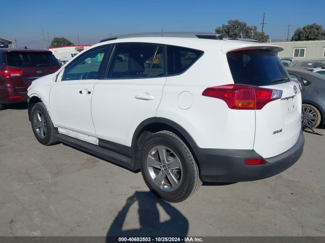 Toyota Rav4 Xle 2015 2T3WFREV2FW138774 Image 3