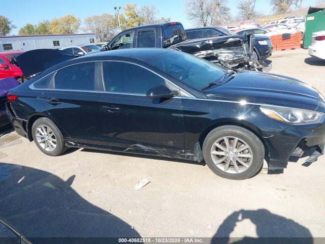 Hyundai SONATA SE 2019 5NPE24AF3KH790197 Image 13