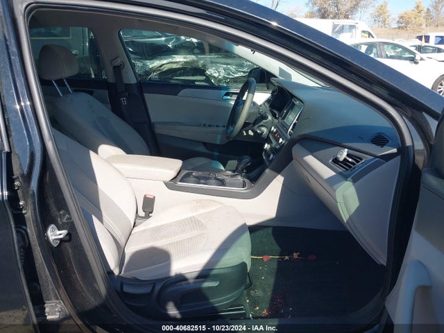 Hyundai SONATA SE 2019 5NPE24AF3KH790197 Image 5