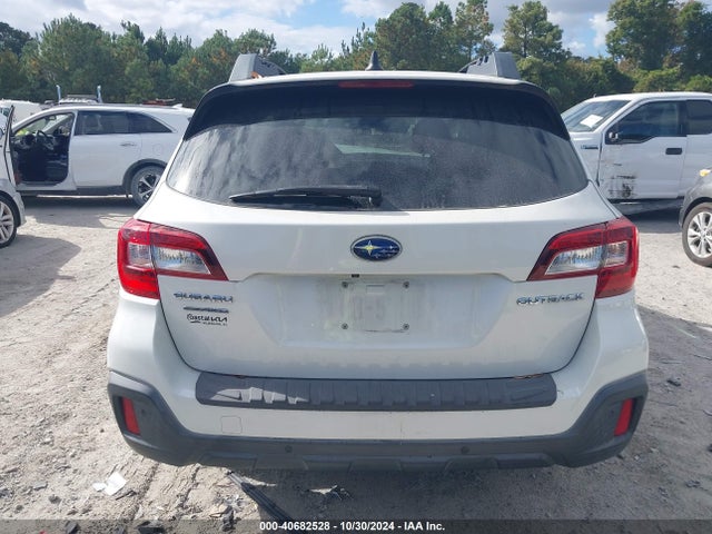 Subaru Outback 2.5i Limited 2018 4S4BSANC5J3205739 Image 16