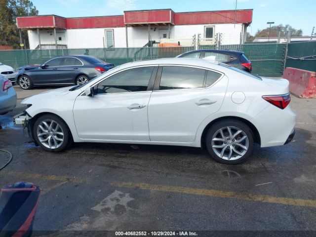 19UDE2F30KA001597 Acura Ilx Standard