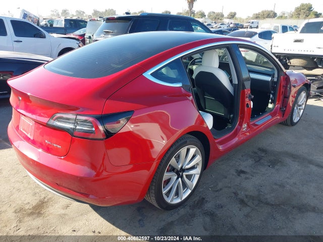 Tesla 2018 2018 5YJ3E1EB8JF112000 Image 4