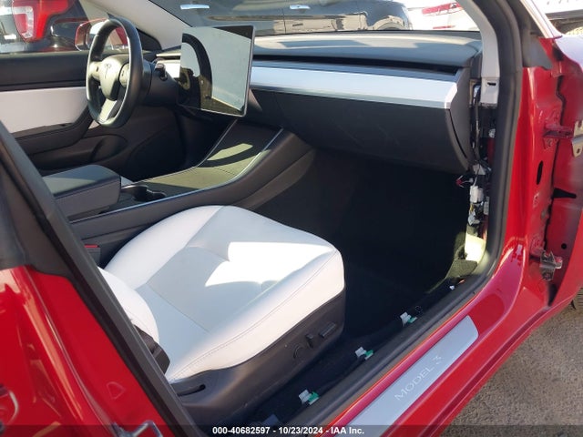 Tesla 2018 2018 5YJ3E1EB8JF112000 Image 5